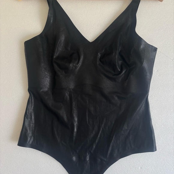 Knix Paypaya Black Box Thong Bodysuit Leather Shiny Size XL New - Picture 3 of 15